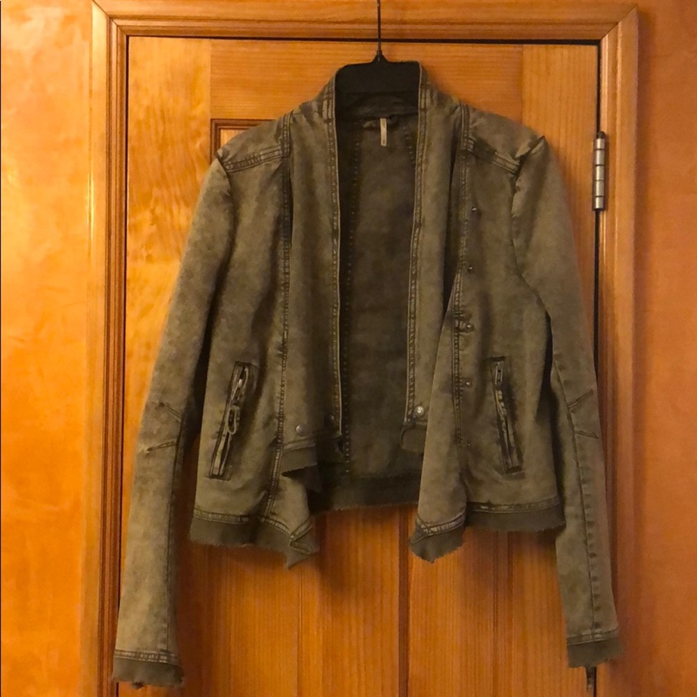 Free People jacket size M barely used